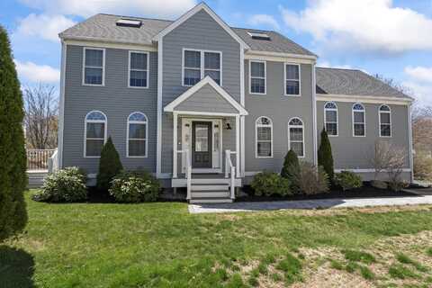36 Fort Hill Ave Ext, York, ME 03909