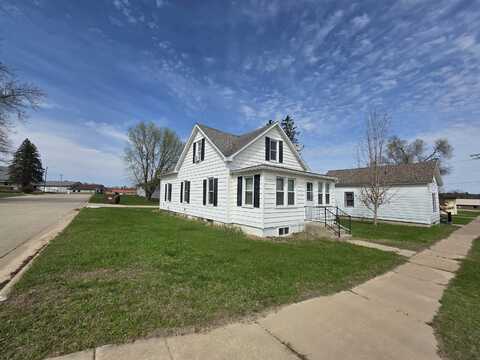 312 Market Street, Warrens, WI 54666