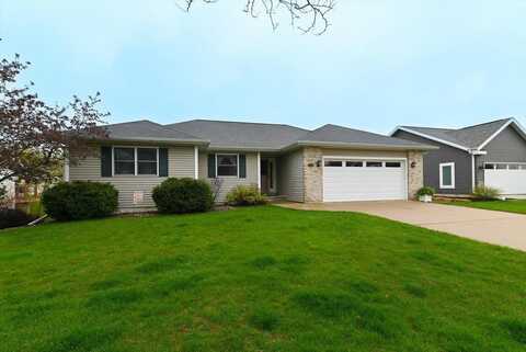 817 Brookview Trail, Mount Horeb, WI 53572