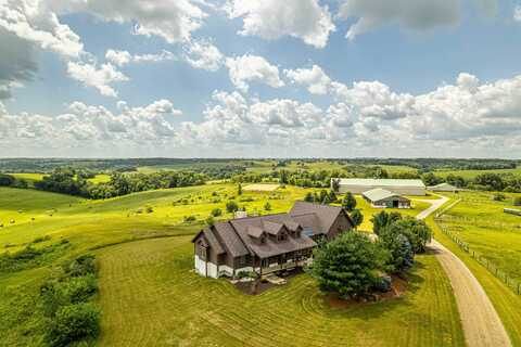 N8161 Zentner Road, New Glarus, WI 53574