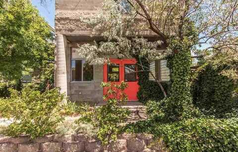 83 Placita De Oro, Santa Fe, NM 87501