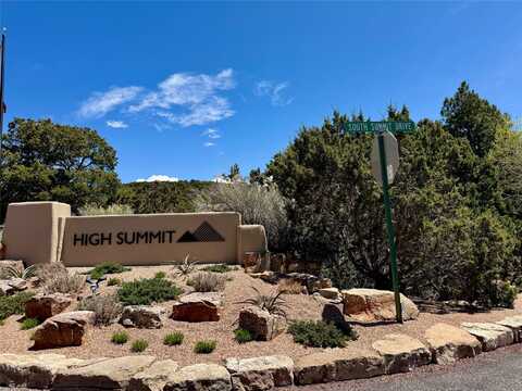 Various Summit Hills, Santa Fe, NM 87501