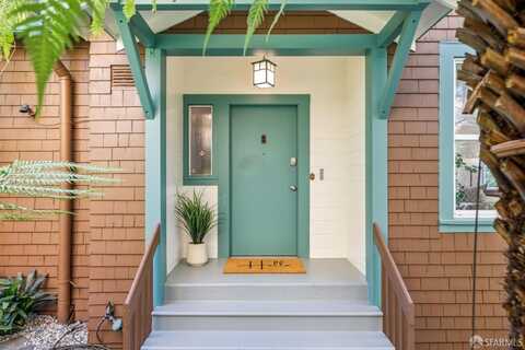 154 Saturn Street, San Francisco, CA 94114