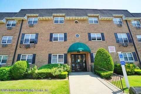394 Maryland Avenue, Staten Island, NY 10305