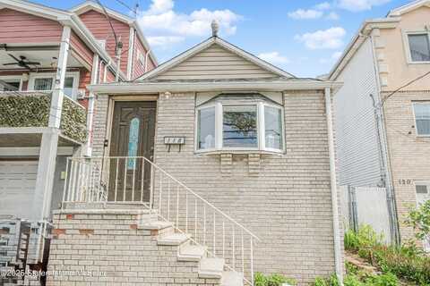 118 Baden Place, Staten Island, NY 10306