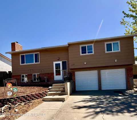 3106 GREENBRIAR Avenue, Farmington, NM 87402