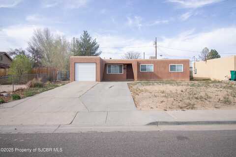 3002 EDGECLIFF Drive, Farmington, NM 87402
