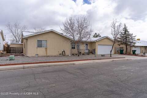 2710 EASTRIDGE Court, Farmington, NM 87401