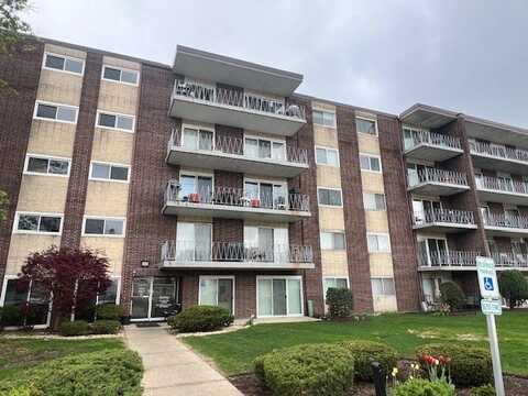 2900 Maple Avenue, Downers Grove, IL 60515