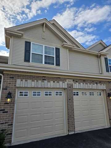 2092 Canyon Creek Court, Aurora, IL 60503