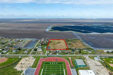 839 Victoria Avenue, Taft, TX 78390