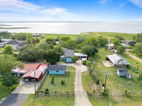 119 Century Drive, Mathis, TX 78368