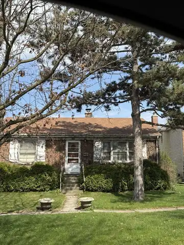 845 S Colfax Avenue, Elmhurst, IL 60126