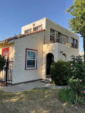 1425 Patterson Avenue E, Fresno, CA 93728