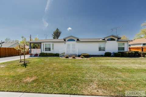264 S Holmes Avenue, Shelley, ID 83274
