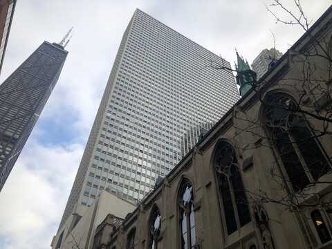 111 E CHESTNUT Street, Chicago, IL 60611