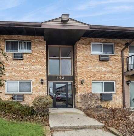 842 OLD WILLOW Road, Prospect Heights, IL 60070