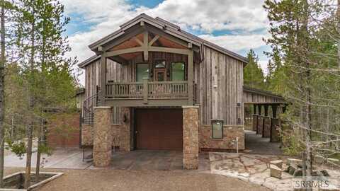 3640 Redtail Street, Island Park, ID 83429