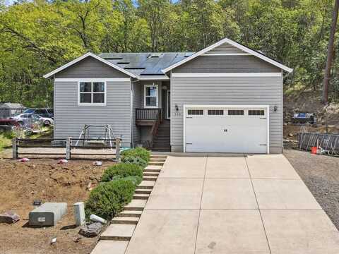 165 Cindy Way, Shady Cove, OR 97539