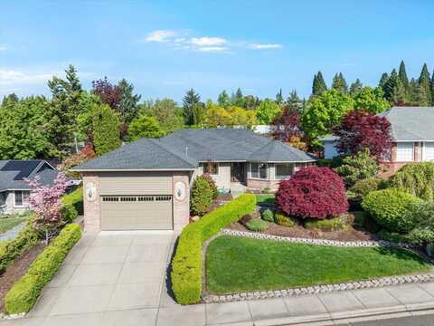 1541 Cypress Point Drive, Medford, OR 97504