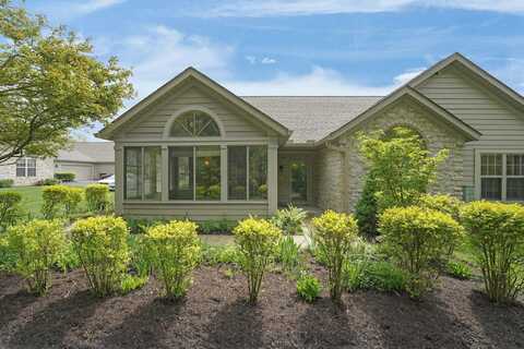 5585 Meadowood Lane, Westerville, OH 43082