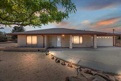8486 Emerson Avenue, Yucca Valley, CA 92284