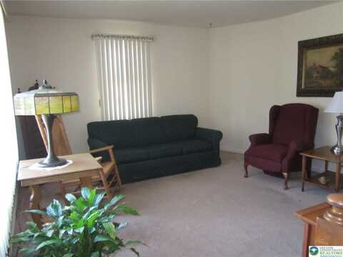 403 garfield Street, Freemansburg, PA 18017