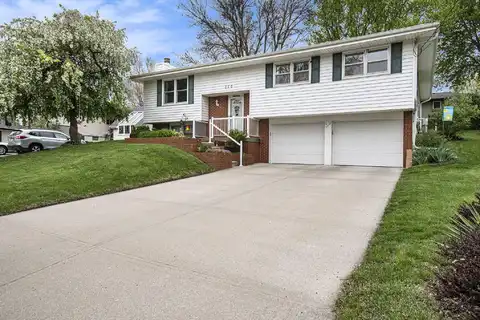 110 MAPLE Drive, TREYNOR, IA 51575