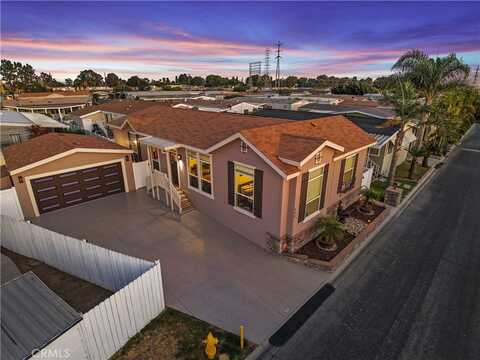3595 Santa Fe Avenue, #302, Long Beach, CA 90810