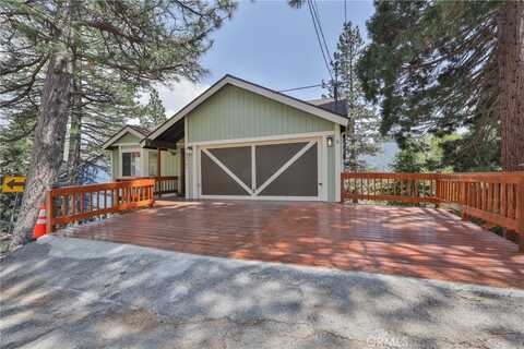23785 Zurich Drive, Crestline, CA 92325