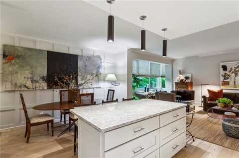2632 Peachtree Road NW, Atlanta, GA 30305
