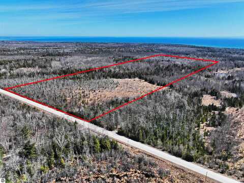 V/L Kings Highway, Beaver Island, MI 49782