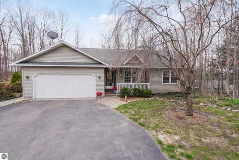 5153 Silver Pines Road, Traverse City, MI 49685