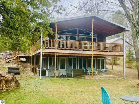 2589 Rushton Road, Central Lake, MI 49622