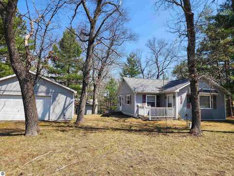 4320 Camp Road, Oscoda, MI 48750