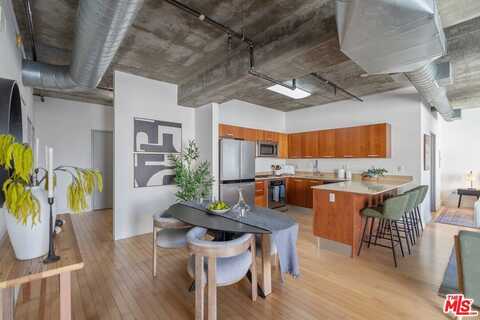 645 W 9th St, Los Angeles, CA 90015
