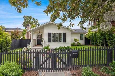 323 Magnolia Drive, Laguna Beach, CA 92651
