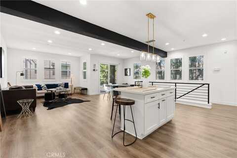 640 E Jeanette Lane, Santa Ana, CA 92705