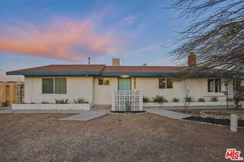 6391 Ruth Dr, Yucca Valley, CA 92284