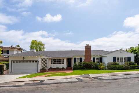 6018 Folsom Drive, La Jolla, CA 92037