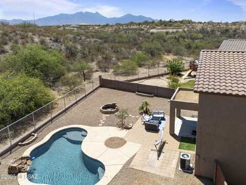 1087 E Lyle Canyon Drive, Sahuarita, AZ 85629