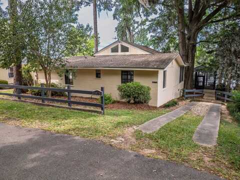 1075 Drake Acres Road, Quincy, FL 32351
