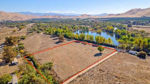 27298 S 146 Street, Porterville, CA 93257