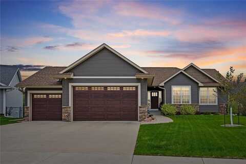 6320 Prairie Rose Circle SW, Cedar Rapids, IA 52404