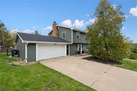 335 Parkland Drive SE, Cedar Rapids, IA 52403