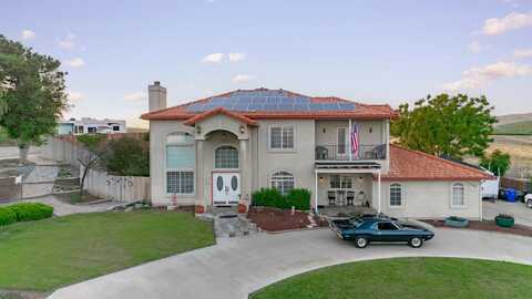 1110 E Fairhaven Court, Porterville, CA 93257