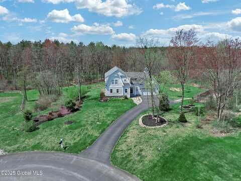 5 Pickett Lane, Clifton Park, NY 12148