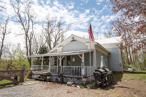 130 Kelly Lane, Mohawk, NY 12068