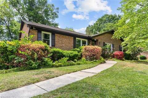 5912 Puritan Lane, Clemmons, NC 27103
