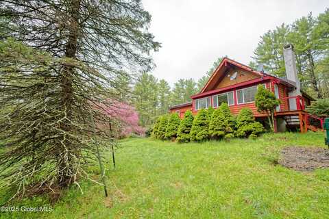 277 Camden Valley Road, Salem, NY 12873
